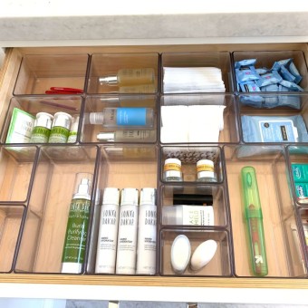 bathroom-drawer